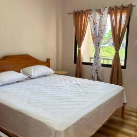 Simon Guest House, hotel in San Juan
