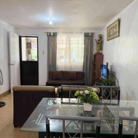 Affordable transient house in Calapan City, viešbutis mieste Camilmil