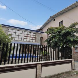 Koenigs Lodging House, hotel v destinaci Bocaue