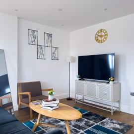 Contemporary Flat in the Heart of the West Midlands Built Around Your Lifestyle Close To Birmingham City Centre