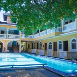 Manyatta Azure Boutique Hotel, hotelli kohteessa Diani Beach