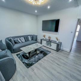 Eugino Properties, Hotel in Grays