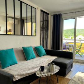 BO570-T62 Studio cabine 4 couchages BORMES LES MIMOSAS
