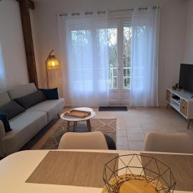 Escapade au Lac, hotel in Corancy