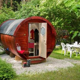 NATURAMA Brombachsee Fasshotel, hotel v destinaci Pleinfeld