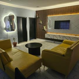 Salvation Apartments, hotel sa Okunola