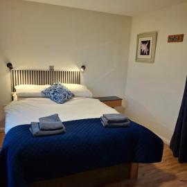Portrush Cottages on the Outskirts, hotel in Coleraine