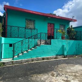 Abril hospedaje