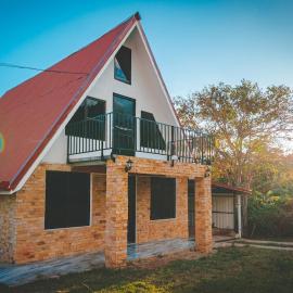 Calle del Tigre Chalet, hotel in Sabana Redonda