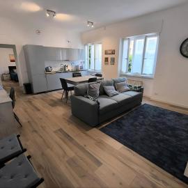 Casa Salle-spazioso bilocale vicino al centro