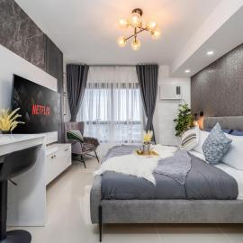 Layla by J&J At J Towers Residences It's just right next to SM JMall, hotel di Mandaue