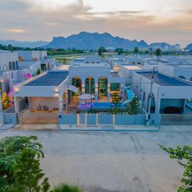 CC POOL VILLA พลูวิลล่าcha-am, hotel v mestu Cha Am