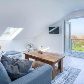Y Llofft - 1 Bedroom Apartment - Llanrhidian, hotel a Llanrhidian