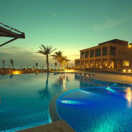 Royal L'azure Resort, hotel Sarmában