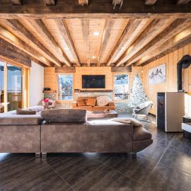 Chalet Liloo sous la neige
