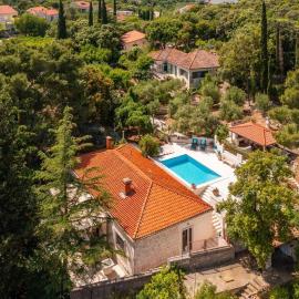 New Luxury Villa Korcula Timeless with private pool, Free Parking, Seafront, for 6 persons