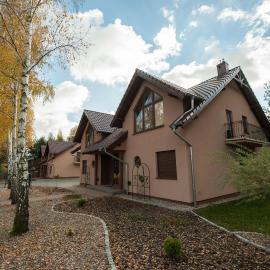 Apartamenty Biskupice, hotel u gradu Biskupice