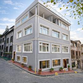 Emirhan Guesthouse & Suites