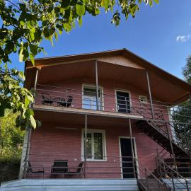 Rachnari Guest House, hotell sihtkohas Gari