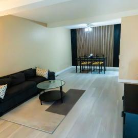 Charming 2-Bedroom House in Central Calgary, viešbutis Kalgaryje