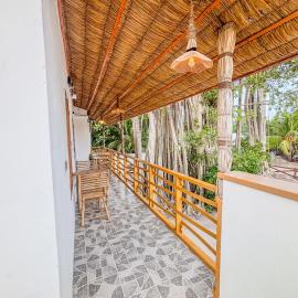 Eco Palm Mathiveri - Guest House with Complimentary Shared Kitchen & Laundry、マシバリーのホテル