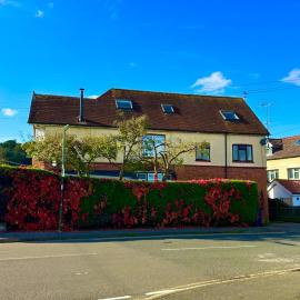 Pound Corner, hotel Godalmingban