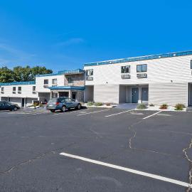 Days Inn by Wyndham Moosic, hotel en Moosic