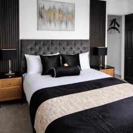 Rosie House 3 bedroom House in Sandbach with Parking、サンドバックのホテル