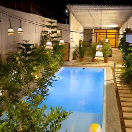 Habitación privada AC, desayunos piscina en Casa Greemat