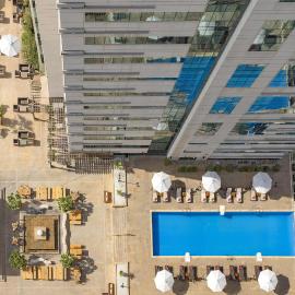 Radisson Blu Hotel, Dubai Barsha Heights, ξενοδοχείο στο Ντουμπάι