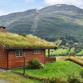 4 person holiday home in olden, hotel u gradu Olden