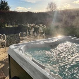 Kielder Cottage Spa - E3533, מלון בקילדר