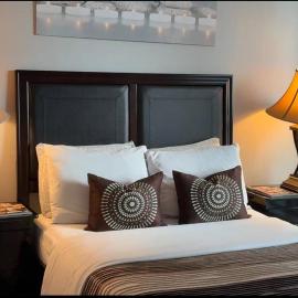 Spacious-Cozy 2Bed Condo in Square Ones Misissauga, hotel a Mississauga