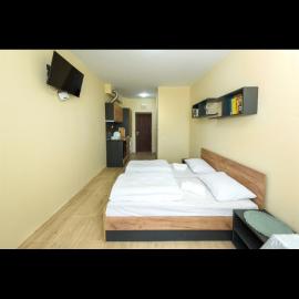 Papaya Apartment