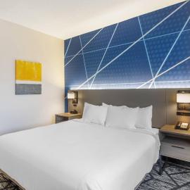 Comfort Inn Davenport East - Bettendorf, хотел в Дейвънпорт