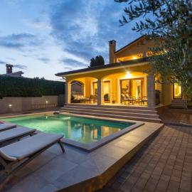 Villa Mala