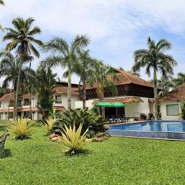 Manor Backwater Resort