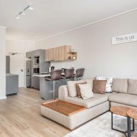 Madison Estate Sandton Pool No Load Shedding Gautrain Access 2BED、ヨハネスブルグのホテル