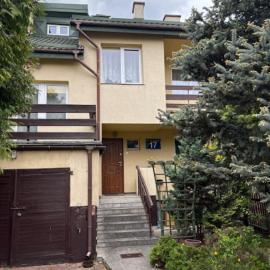 House with garden For 8 people