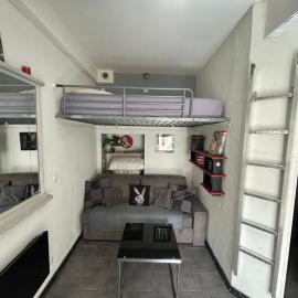 Studio Montana sur agde, avec option jacuzzi à 30e par jour, Hotel in Agde