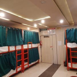 Cozy bunks z hostel