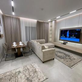 Two-bedroom hotel apartment and a hall close to the campus and services, hotell i Quai