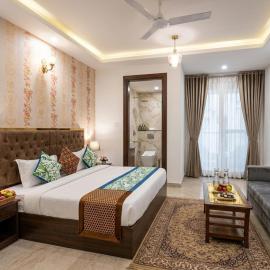 Hotel Krone Plaza Near IGI Airport Delhi, hotell i Champawat