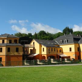 Hotel Střelnice, מלון בטפליצה נאד מטויי
