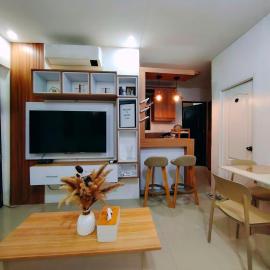 Maison Five - Centralized AC, infront of Ynares, hotel in Antipolo