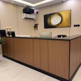 براون هاوس للشقق المخدومة, hotel v destinácii Quai