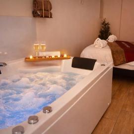 Perle Dazur Jacuzzi Suite Parking Prive 5min Mer, hotel Mentonban