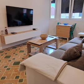Apartamento Beltaine 1, khách sạn ở Esfarrapa