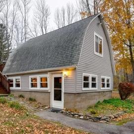 Andover में, होटल Chalet Cabin 7-Acres Pond!