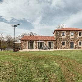 Casa Do Gaiteiro, hotel in Melide
